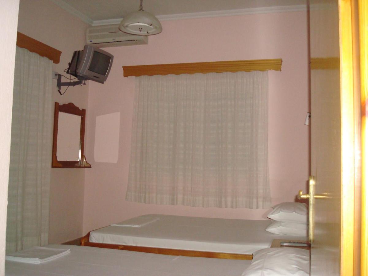 Hotel Filoxenia Neoi Poroi Bagian luar foto