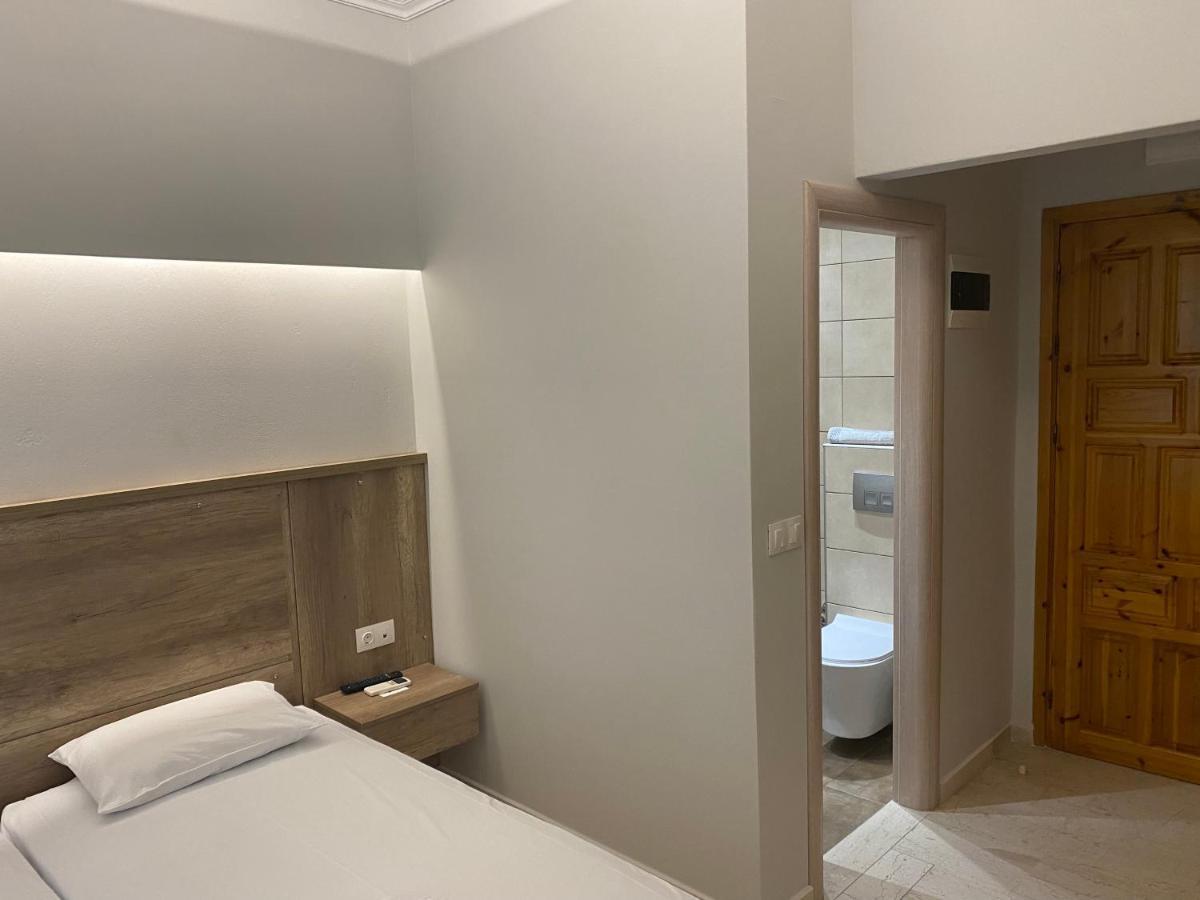 Hotel Filoxenia Neoi Poroi Bagian luar foto