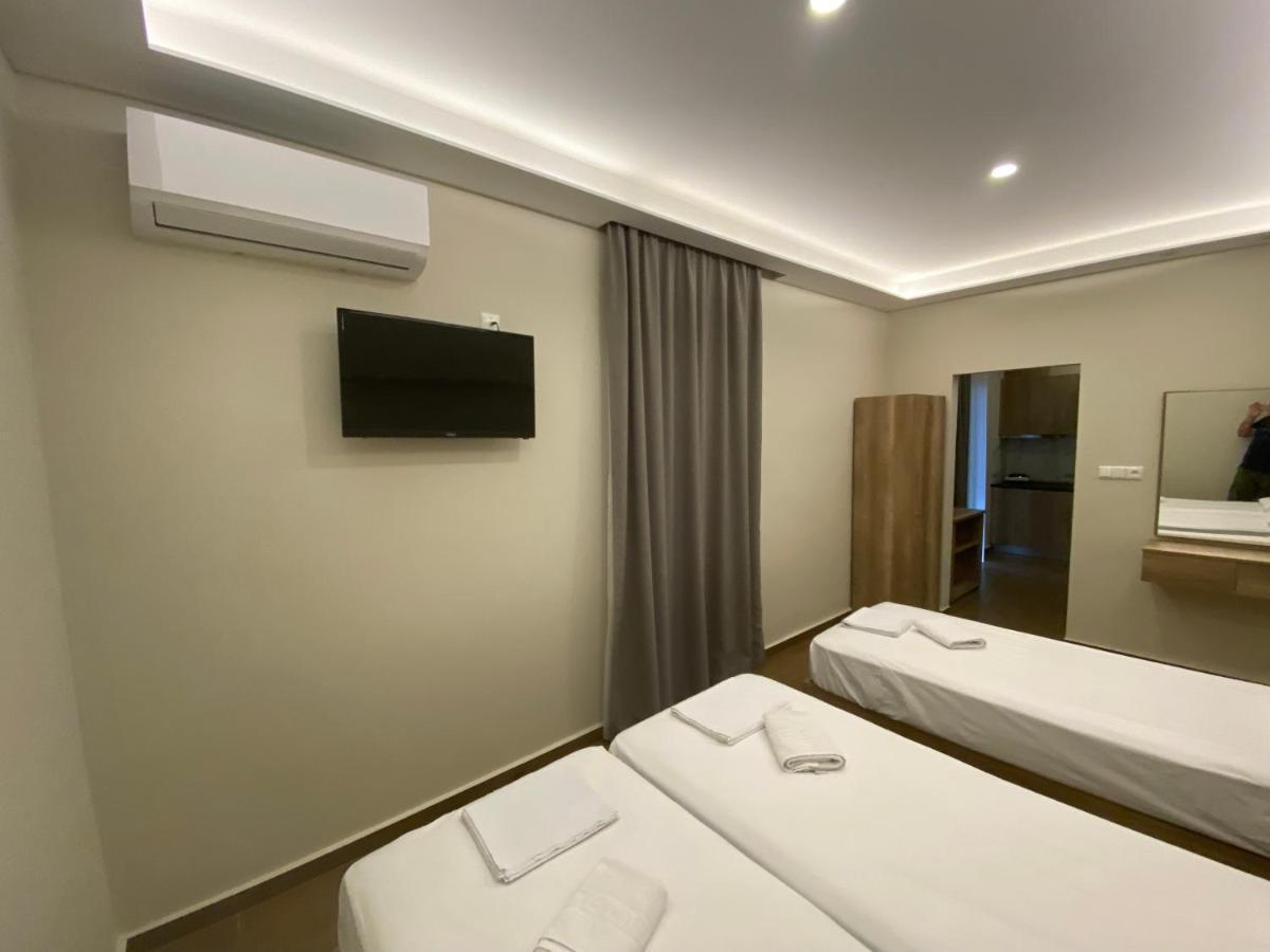 Hotel Filoxenia Neoi Poroi Bagian luar foto