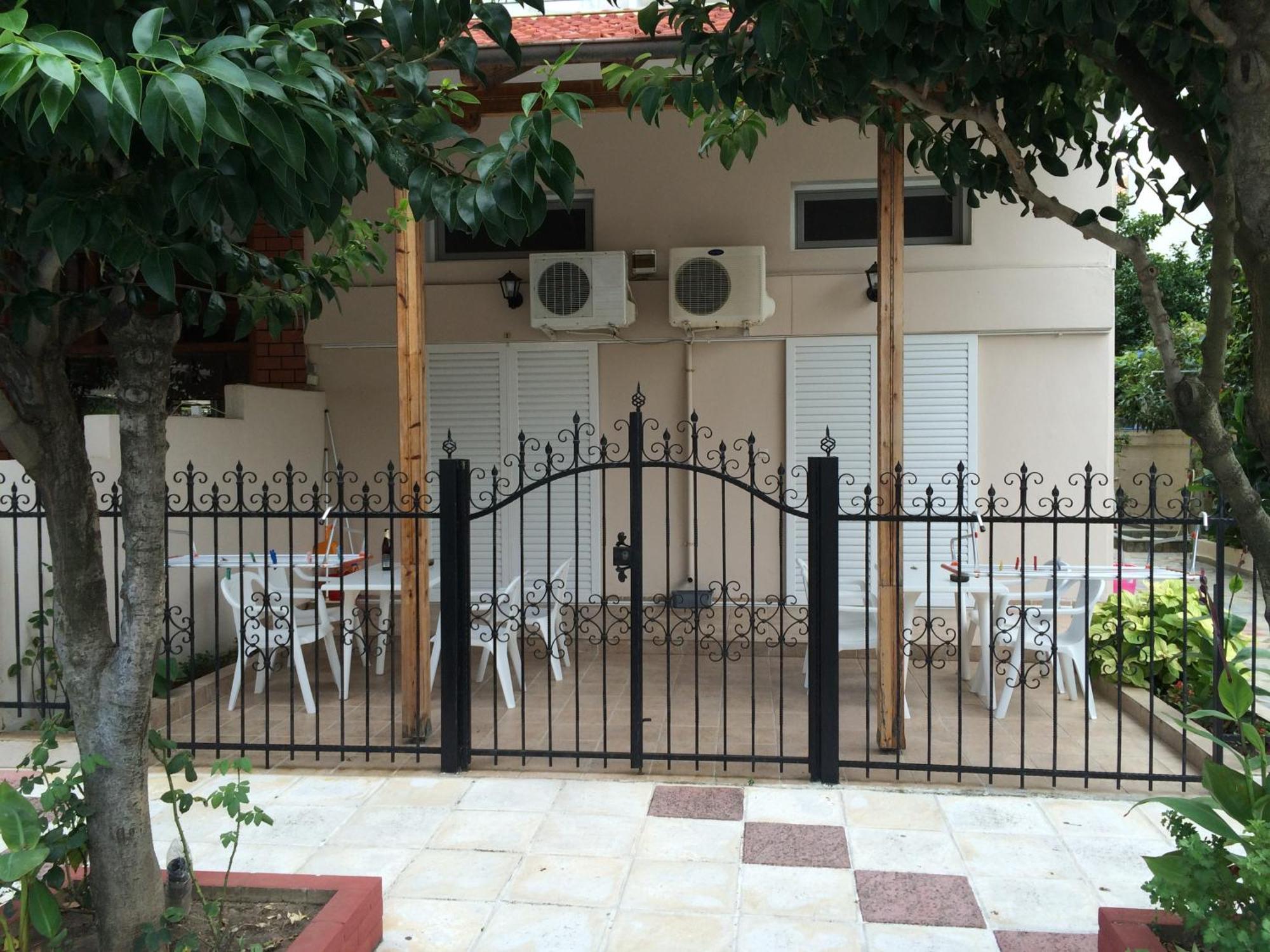 Hotel Filoxenia Neoi Poroi Bagian luar foto