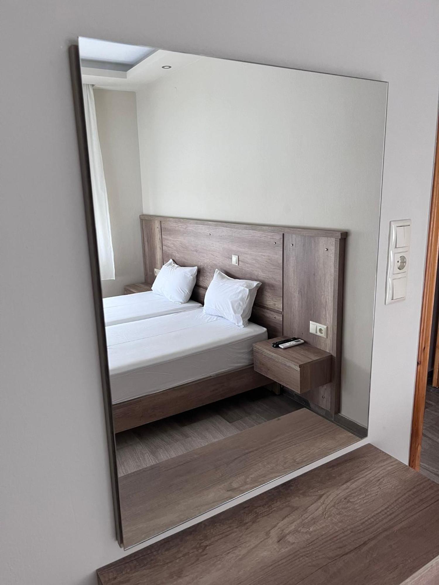 Hotel Filoxenia Neoi Poroi Bagian luar foto