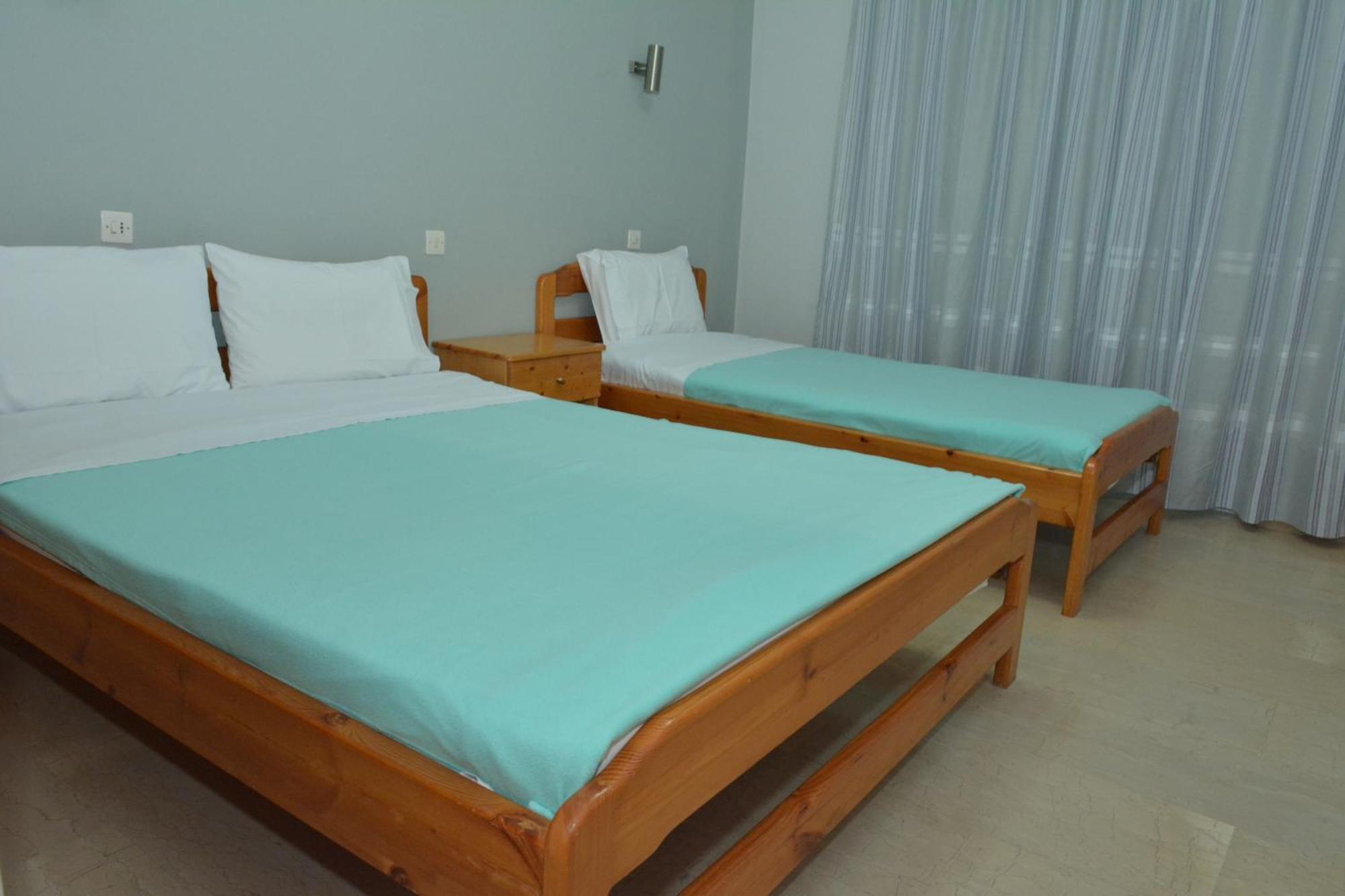 Hotel Filoxenia Neoi Poroi Bagian luar foto
