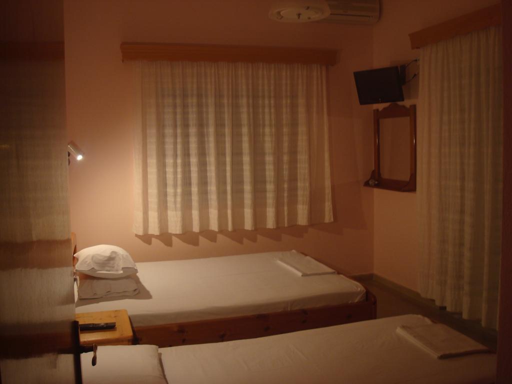 Hotel Filoxenia Neoi Poroi Ruang foto